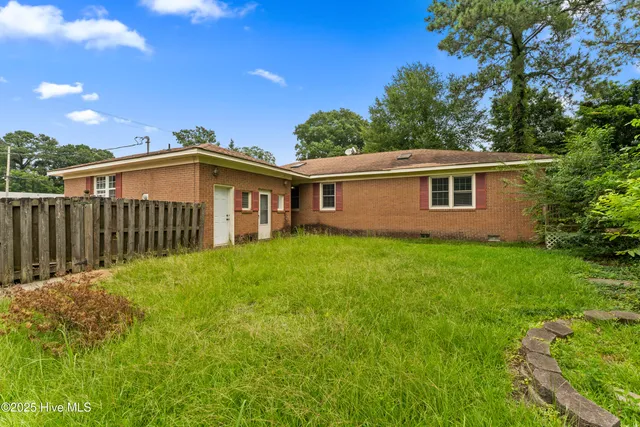 $205,000 | 533 West College Street, Warsaw, NC 28398