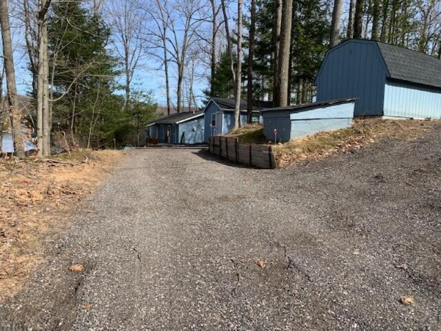 5428 East Deer Road Fountain, MI 49410 - Photo 26 of 26 driveway
