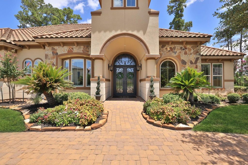 58 Shadow Creek Ridge Drive Spring, TX 77389 - Photo 1 of 40 Welcom home to 58 Shadow Creek Ridge!
