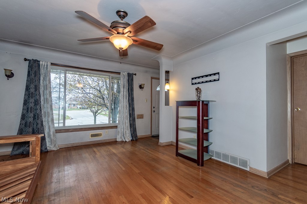 4097 Rabbit Run Drive Brooklyn, OH 44144 - Photo 6 of 25