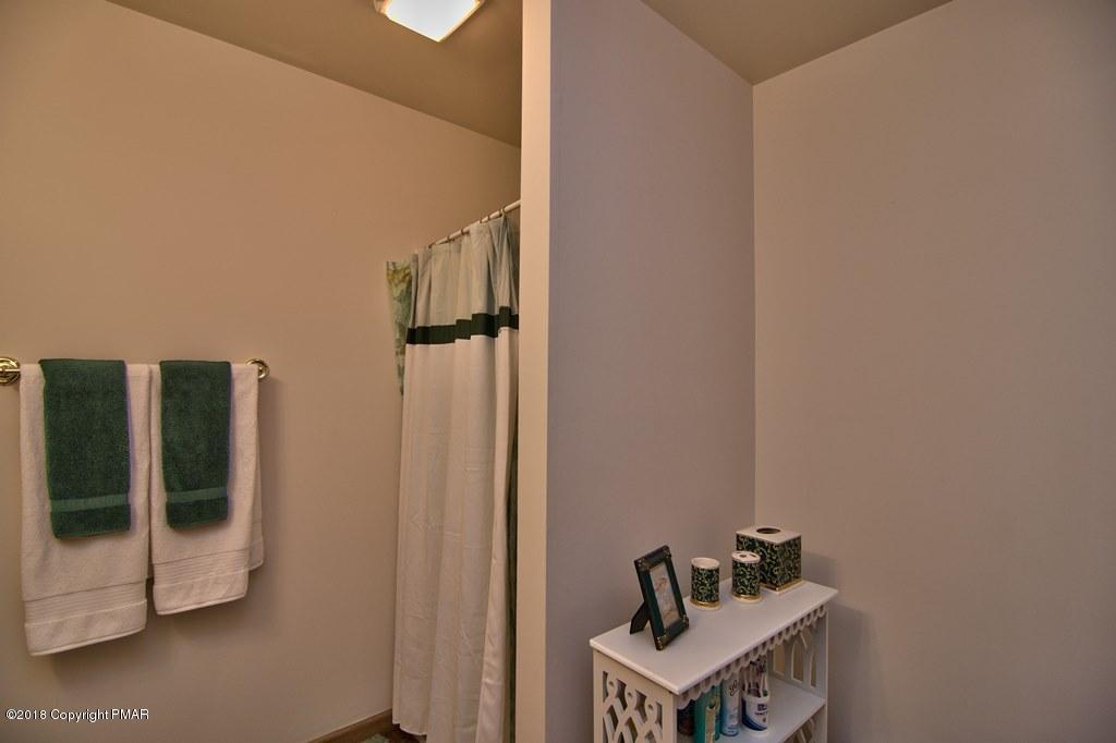 6142 Horatio Road Tobyhanna, PA 18466 - Photo 14 of 34 First Floor Bath view 3