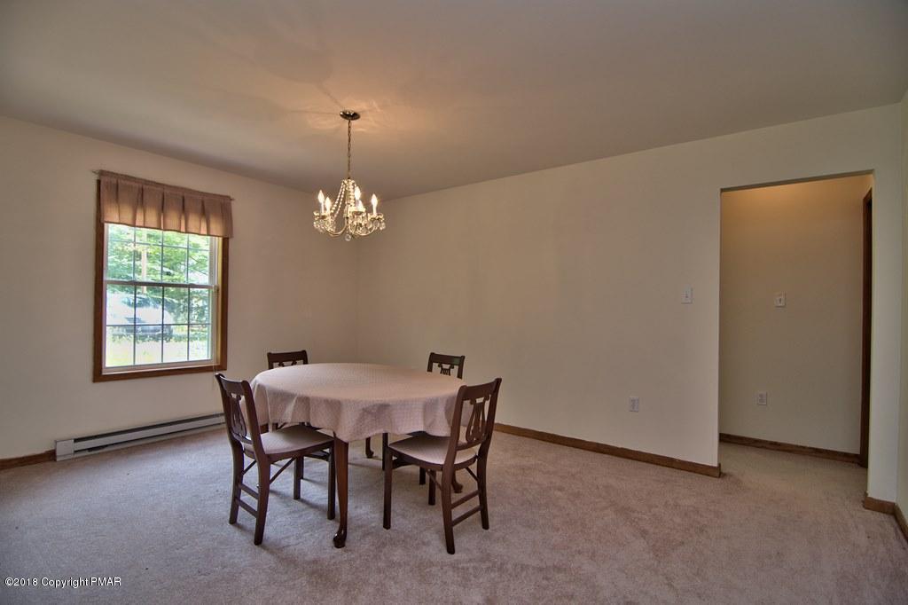 6142 Horatio Road Tobyhanna, PA 18466 - Photo 5 of 34 Dining Room