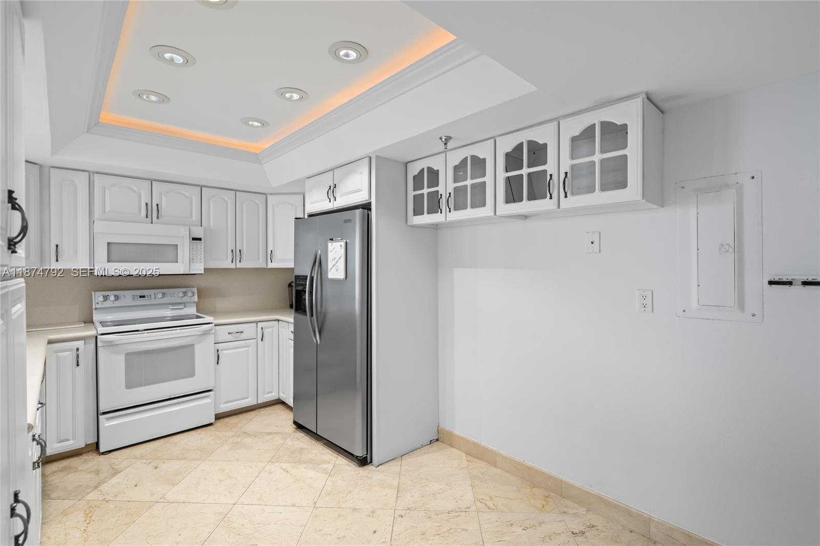 520 Brickell Key Drive, Unit A705 Miami, FL 33131 - Photo 15 of 63