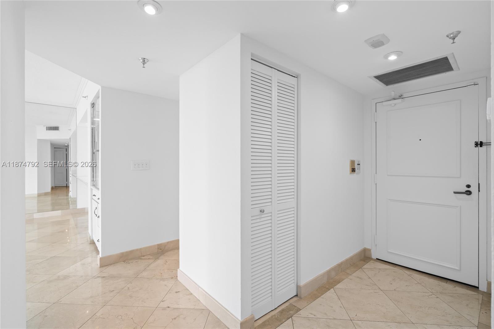 520 Brickell Key Drive, Unit A705 Miami, FL 33131 - Photo 17 of 63 a view of an empty room