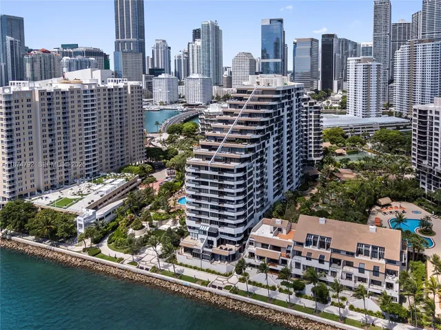 $4,450 | 520 Brickell Key Drive, Unit A705, Miami, FL 33131