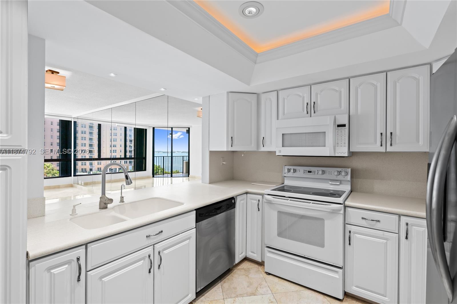 520 Brickell Key Drive, Unit A705 Miami, FL 33131 - Photo 8 of 63