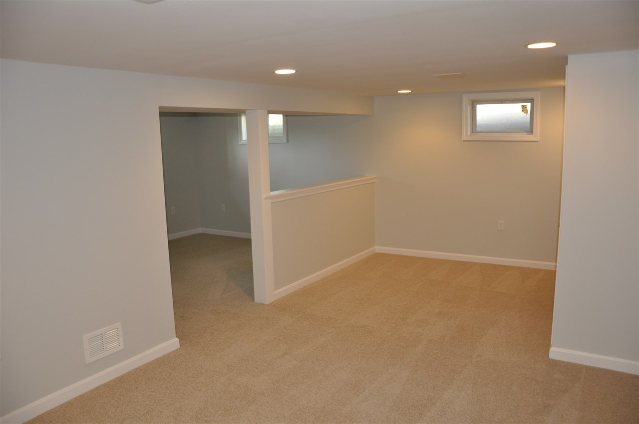 3 Shetland Road Nashua, NH 03062 - Photo 14 of 24 Gallery Image 14