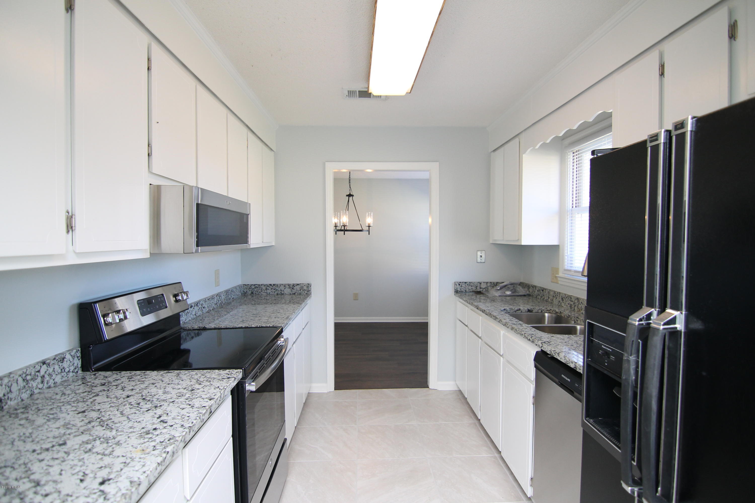 704 Fieldstone Road Warner Robins, GA 31093 - Photo 12 of 29 12