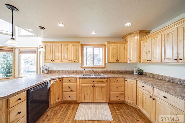 $675,000 | 3903 East 132 North, Rigby, ID 83442