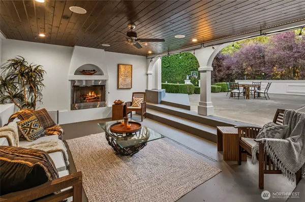 $4,975,000 | 3026 140th Avenue Northeast, Bellevue, WA 98005