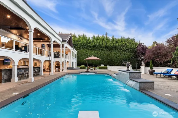 $4,975,000 | 3026 140th Avenue Northeast, Bellevue, WA 98005