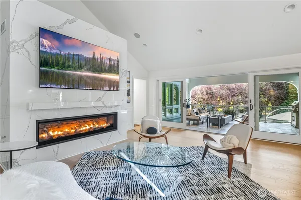 $4,975,000 | 3026 140th Avenue Northeast, Bellevue, WA 98005