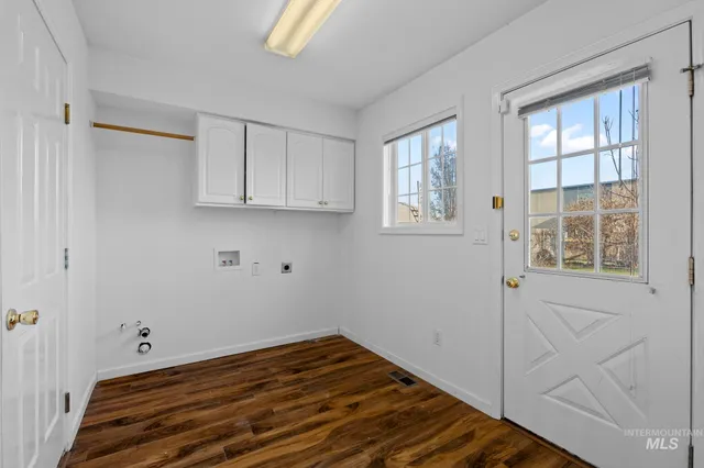 $314,990 | 3005 Jefferson Parkway, Caldwell, ID 83605