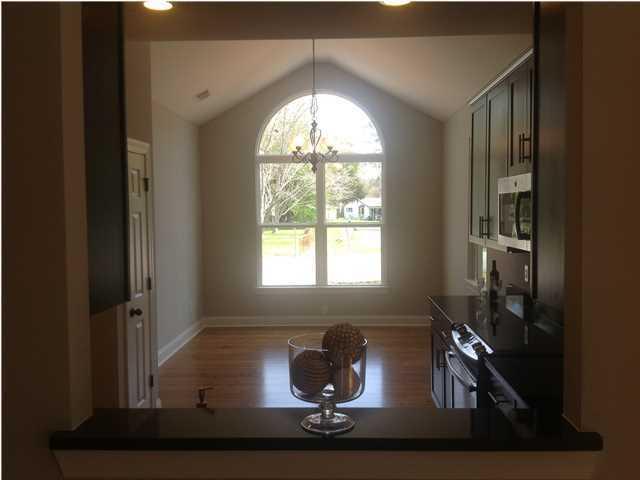 3179 Edenvale Road Johns Island, SC 29455 - Photo 4 of 18 1862 Staffwood dining area