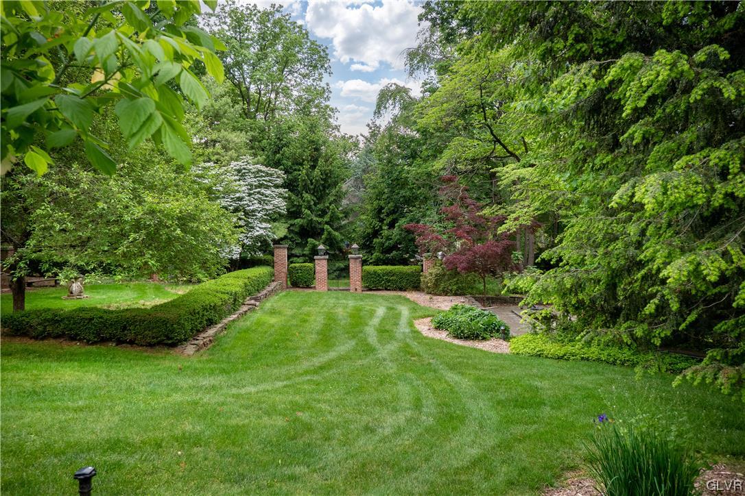 615 Bierys Bridge Road Bethlehem, PA 18017 - Photo 13 of 50 Gallery Image 13