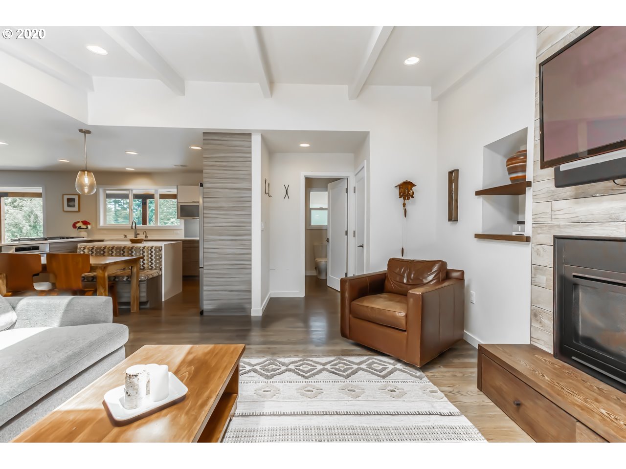 2289 Southwest Humphrey Park Road Portland, OR 97221 - Photo 11 of 32 Gallery Image 11