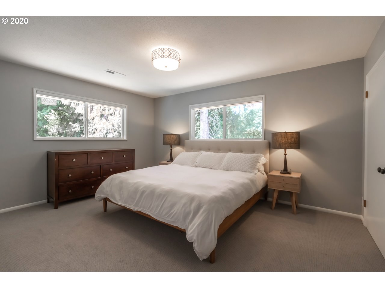 2289 Southwest Humphrey Park Road Portland, OR 97221 - Photo 13 of 32 Gallery Image 13