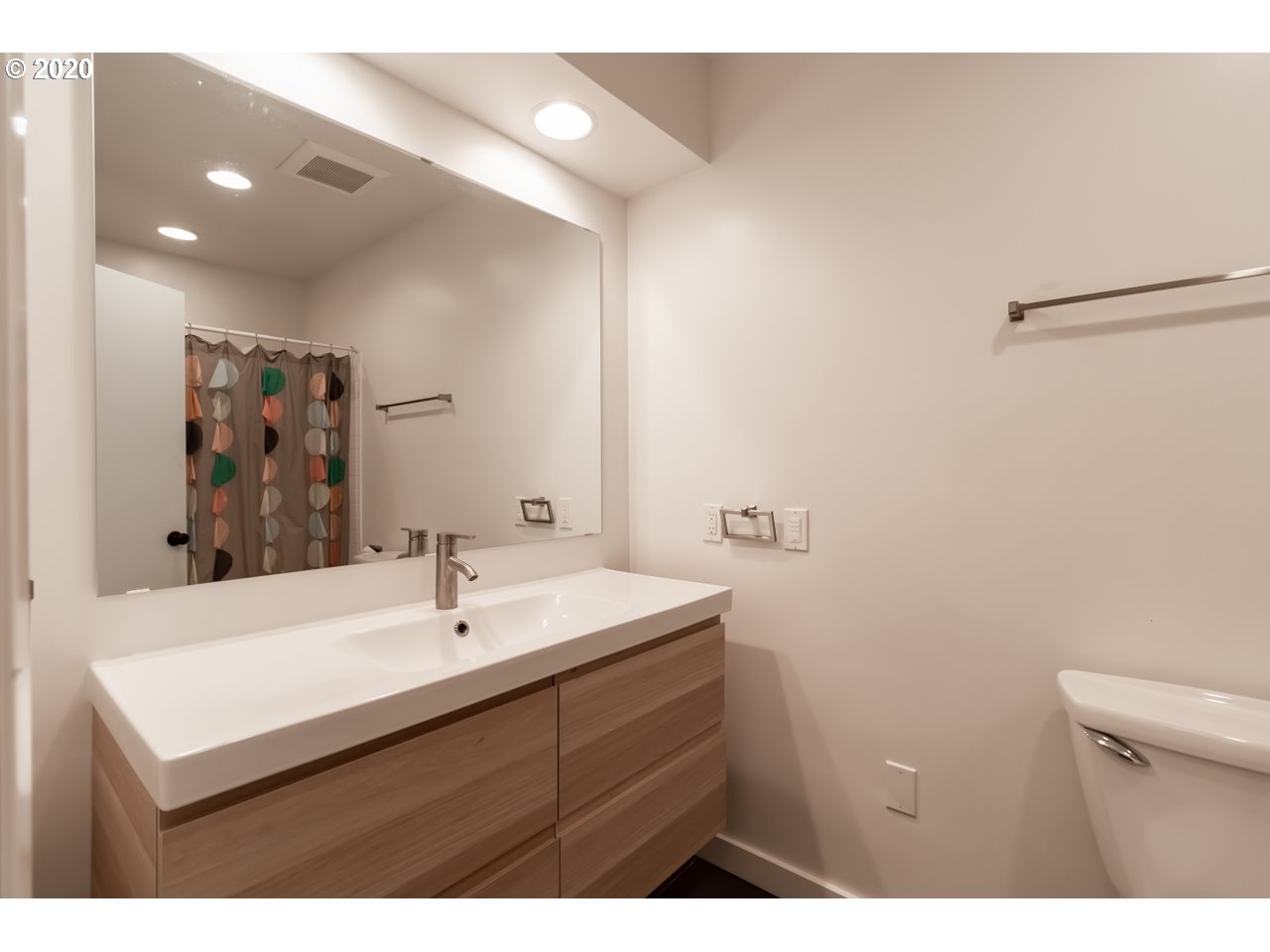 2289 Southwest Humphrey Park Road Portland, OR 97221 - Photo 15 of 32 Gallery Image 15