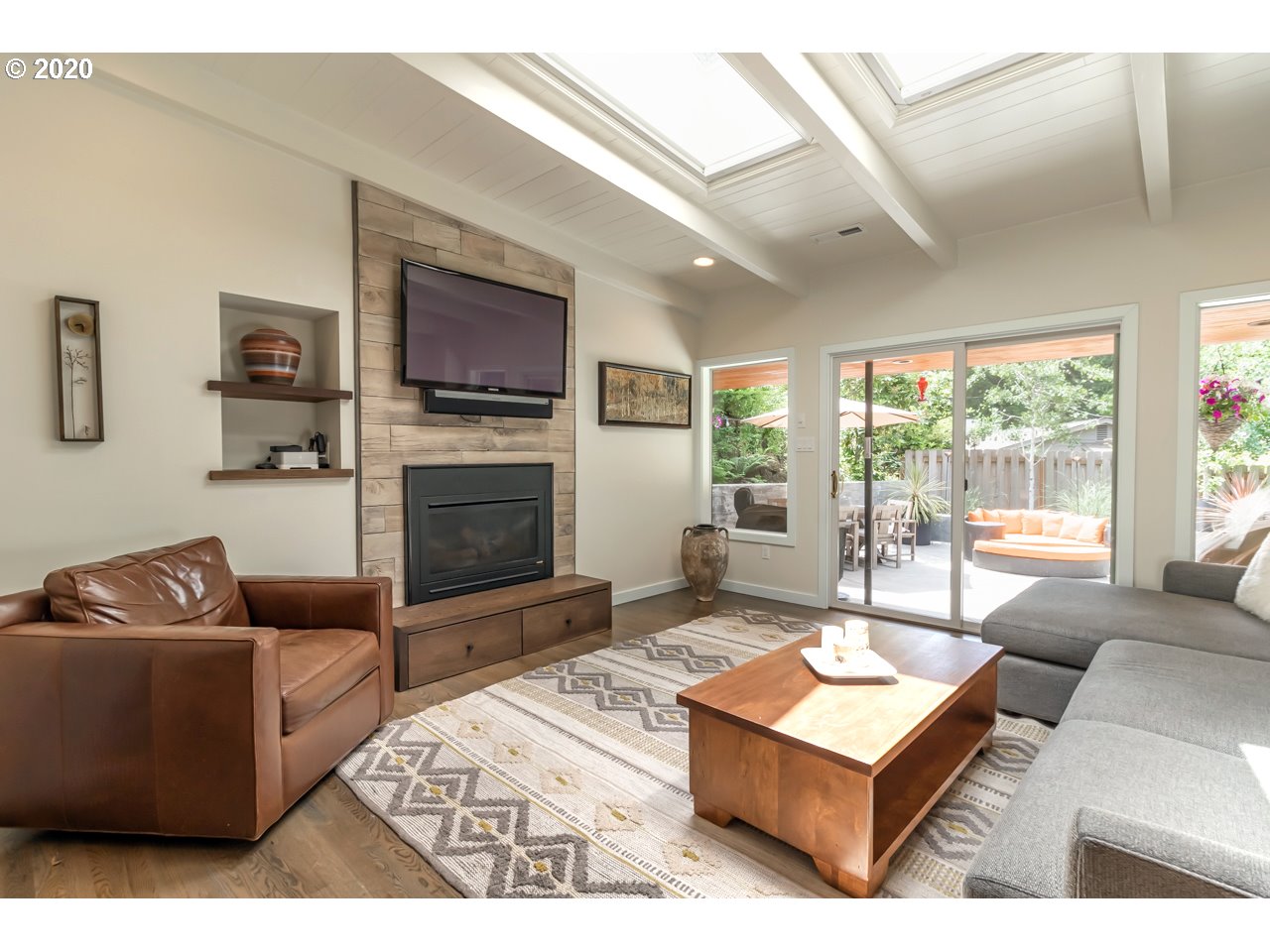 2289 Southwest Humphrey Park Road Portland, OR 97221 - Photo 7 of 32 Gallery Image 7