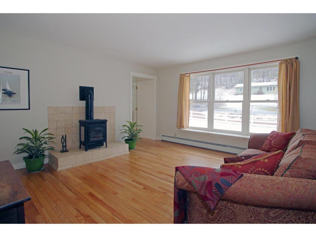 1319 East Hill Road Williston, VT 05495 - Photo 6 of 25