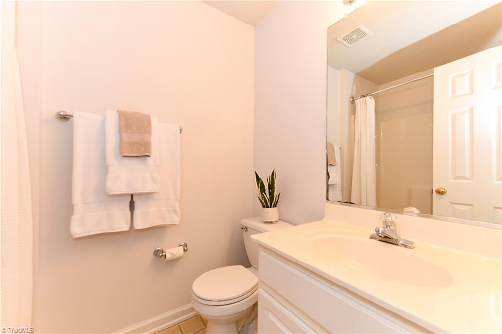 623 Timberline Ridge Lane Winston-Salem, NC 27106 - Photo 12 of 25 Gallery Image 12
