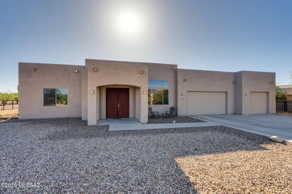 $640,000 | 9094 South Lanai Lane, Vail, AZ 85641