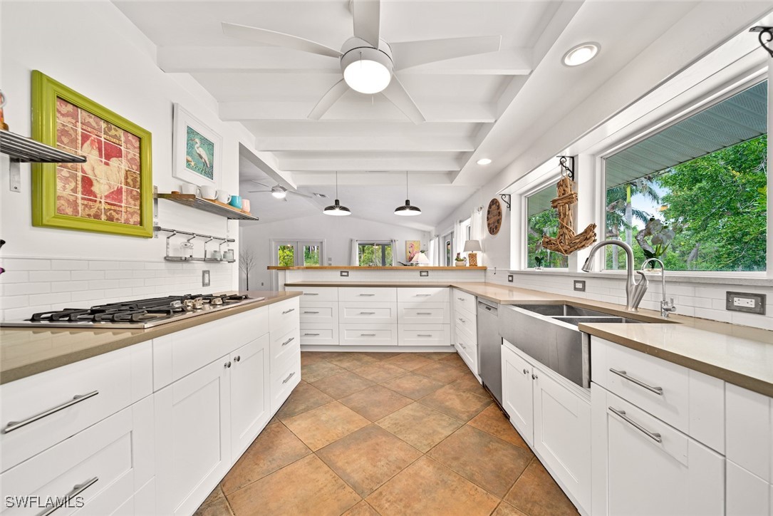 4321 Orange River Loop Road Fort Myers, FL 33905 - Photo 8 of 50 Gallery Image 8