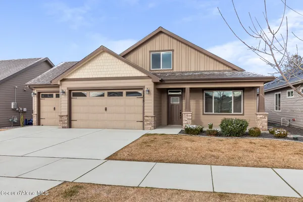 $850,000 | 22835 East Edgewater Lane, Liberty Lake, WA 99019