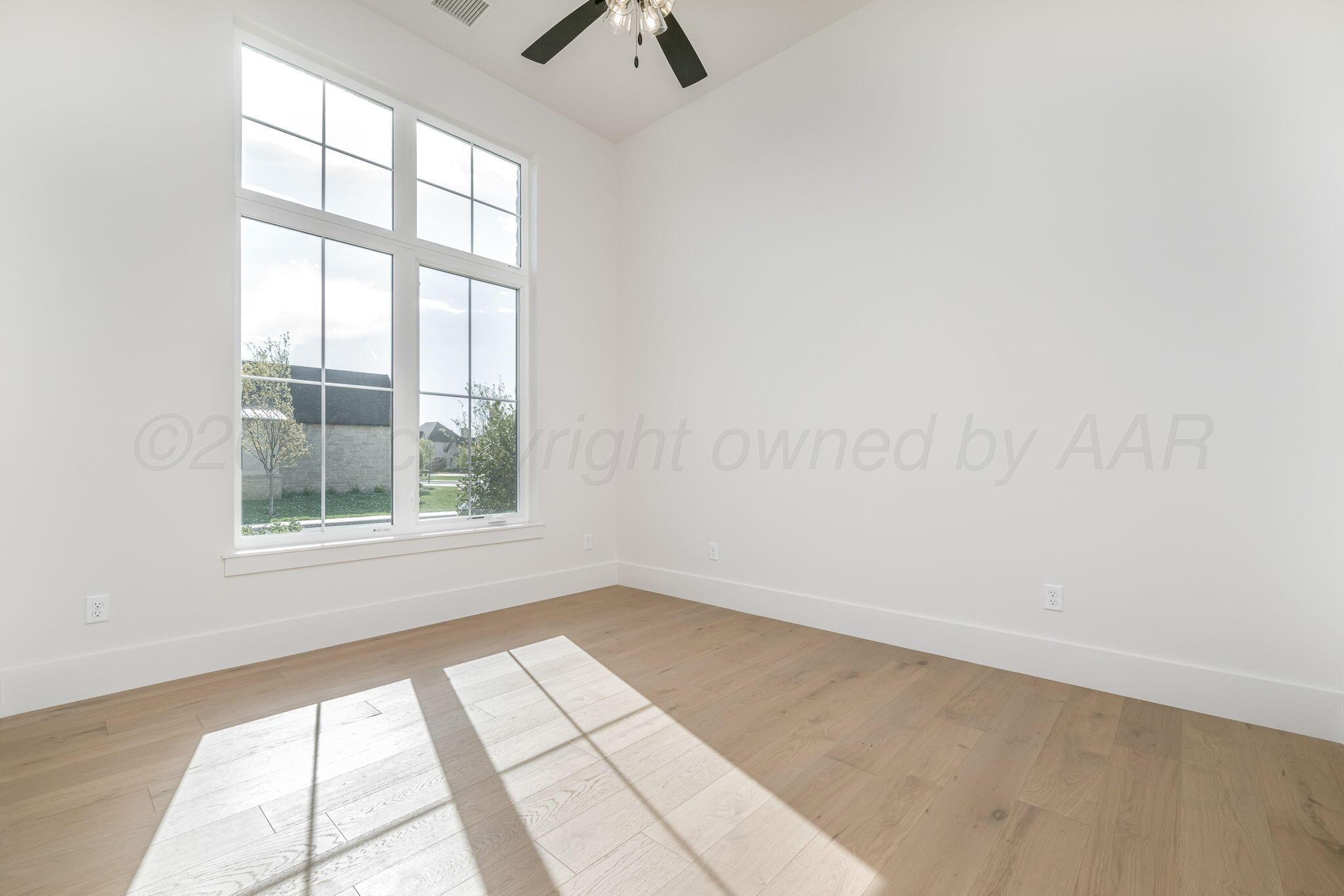 5806 Wesley Road Amarillo, TX 79119 - Photo 19 of 28 5806 Wesley Rd downstairs bedroom
