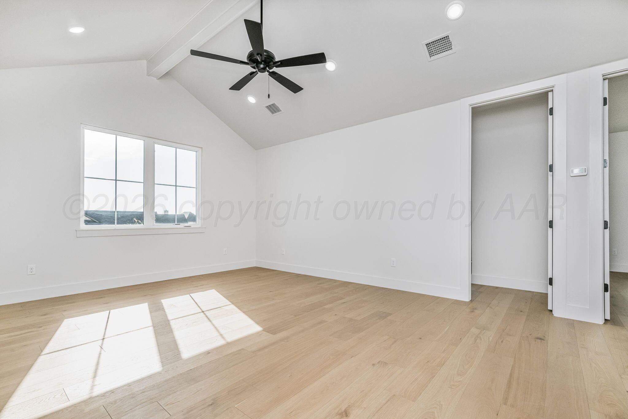 5806 Wesley Road Amarillo, TX 79119 - Photo 21 of 28 5806 Wesley Rd upstairs living area