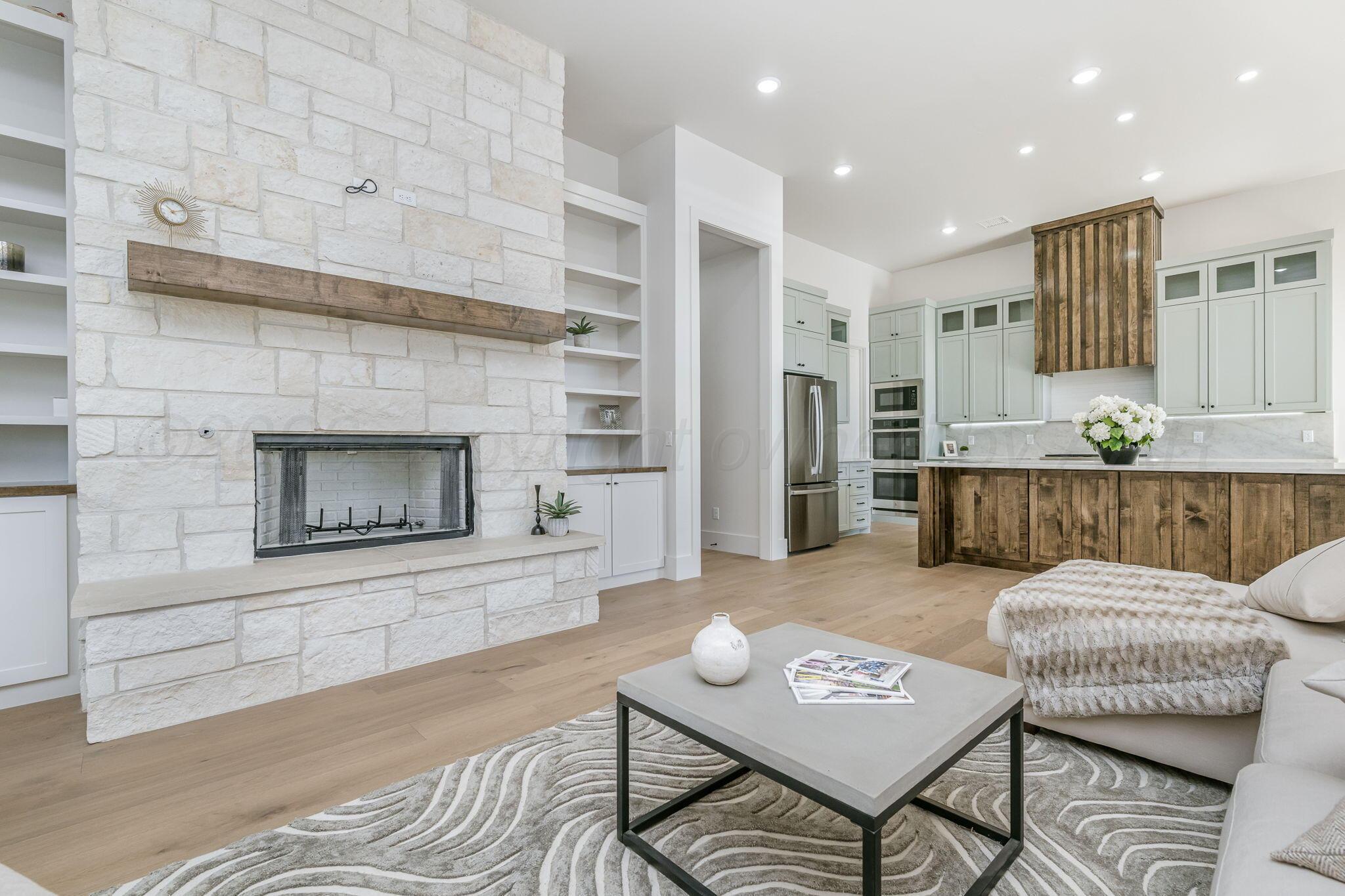 5806 Wesley Road Amarillo, TX 79119 - Photo 5 of 28 5806 Wesley Rd living view 2