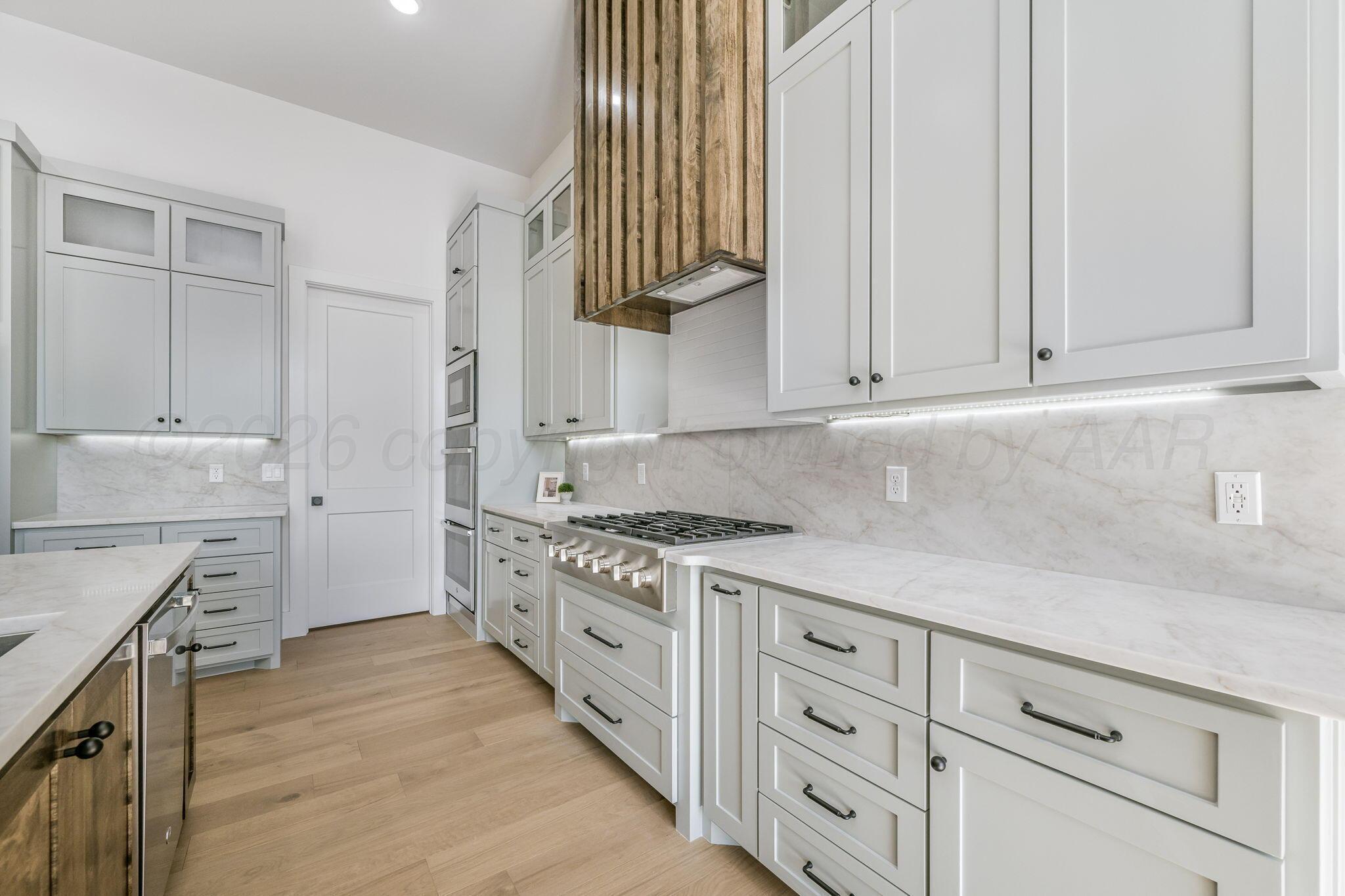 5806 Wesley Road Amarillo, TX 79119 - Photo 9 of 28 5806 Wesley Rd kitchen view 2