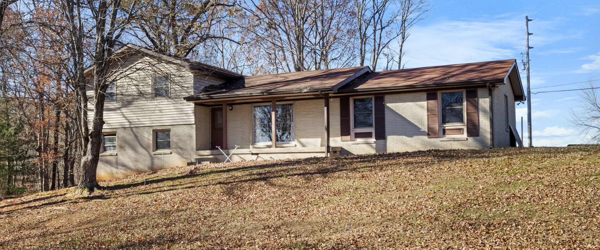 2050 Outlaw Road Woodlawn, TN 37191 - Photo 1 of 32 Gallery Image 1