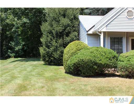 2001 Timber Oaks Road Edison, NJ 08820 - Photo 21 of 25 a view of a backyard