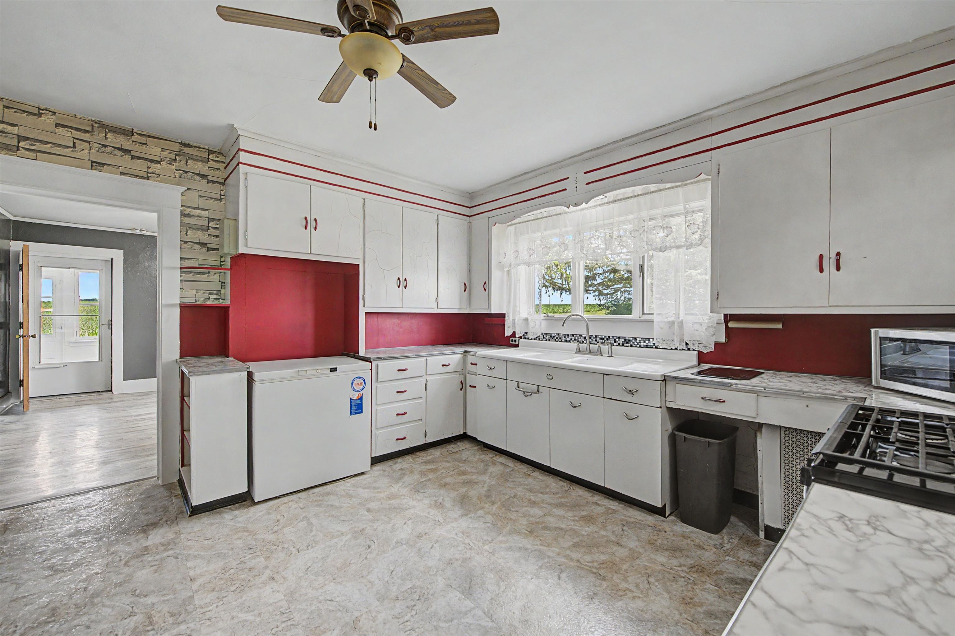 3139 East McConnell Road Dakota, IL 61018 - Photo 18 of 43