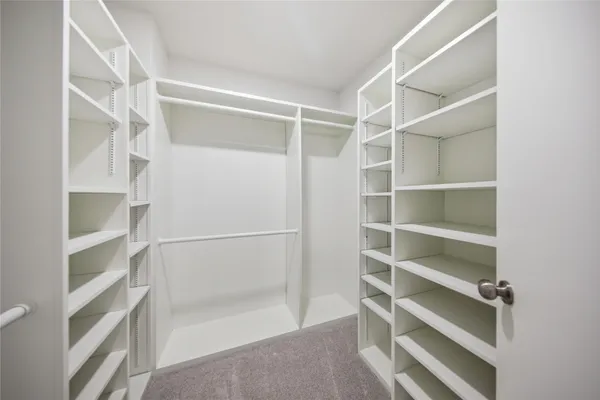 $2,400 | 21 Oldstream Court, The Woodlands, TX 77381
