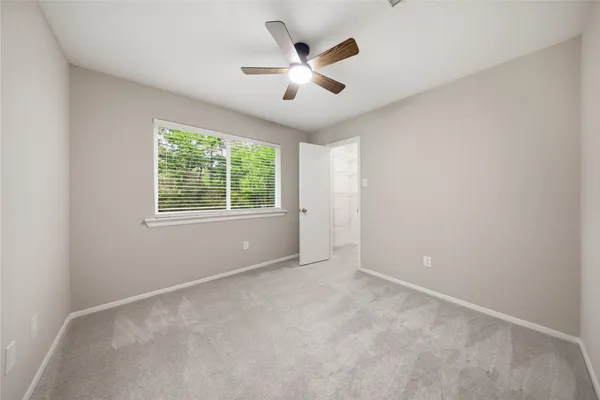 $2,400 | 21 Oldstream Court, The Woodlands, TX 77381