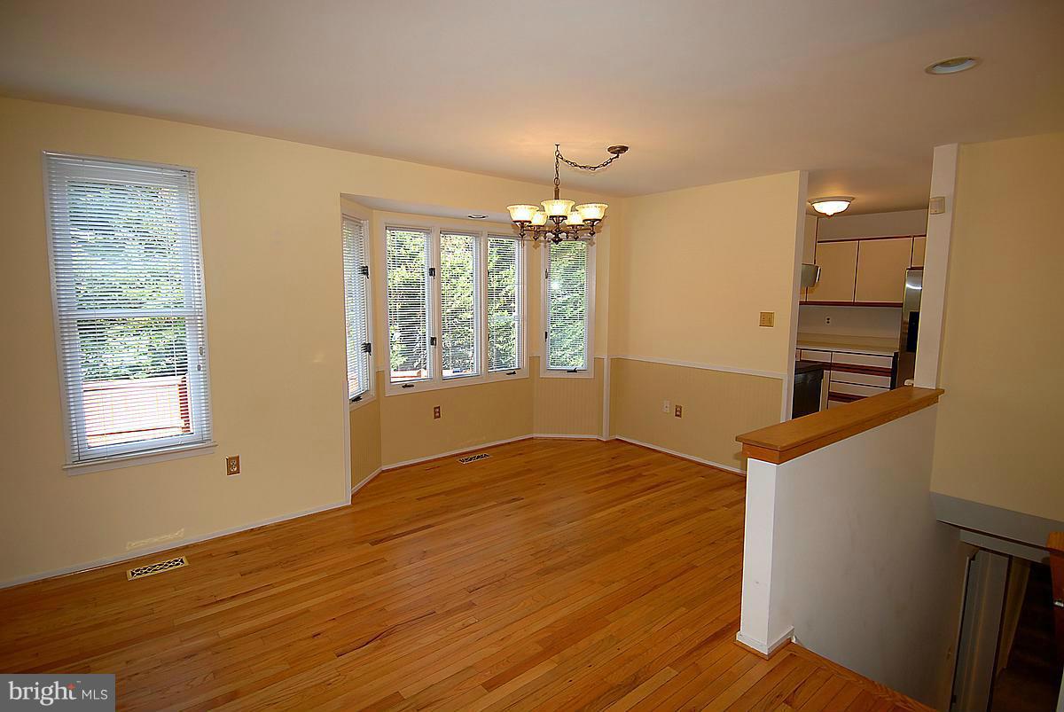10043 Pratt Place Silver Spring, MD 20910 - Photo 4 of 22 Dining Room
