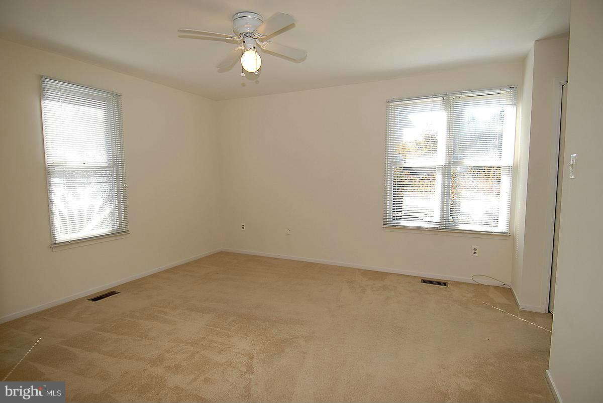 10043 Pratt Place Silver Spring, MD 20910 - Photo 10 of 22 Bedroom (Master)
