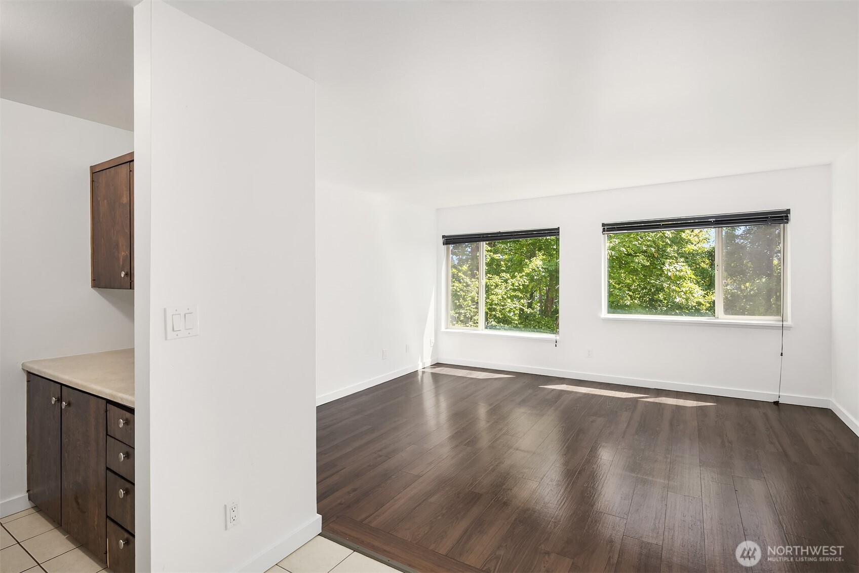 2233 Northeast 46th Street Seattle, WA 98105 - Photo 12 of 16