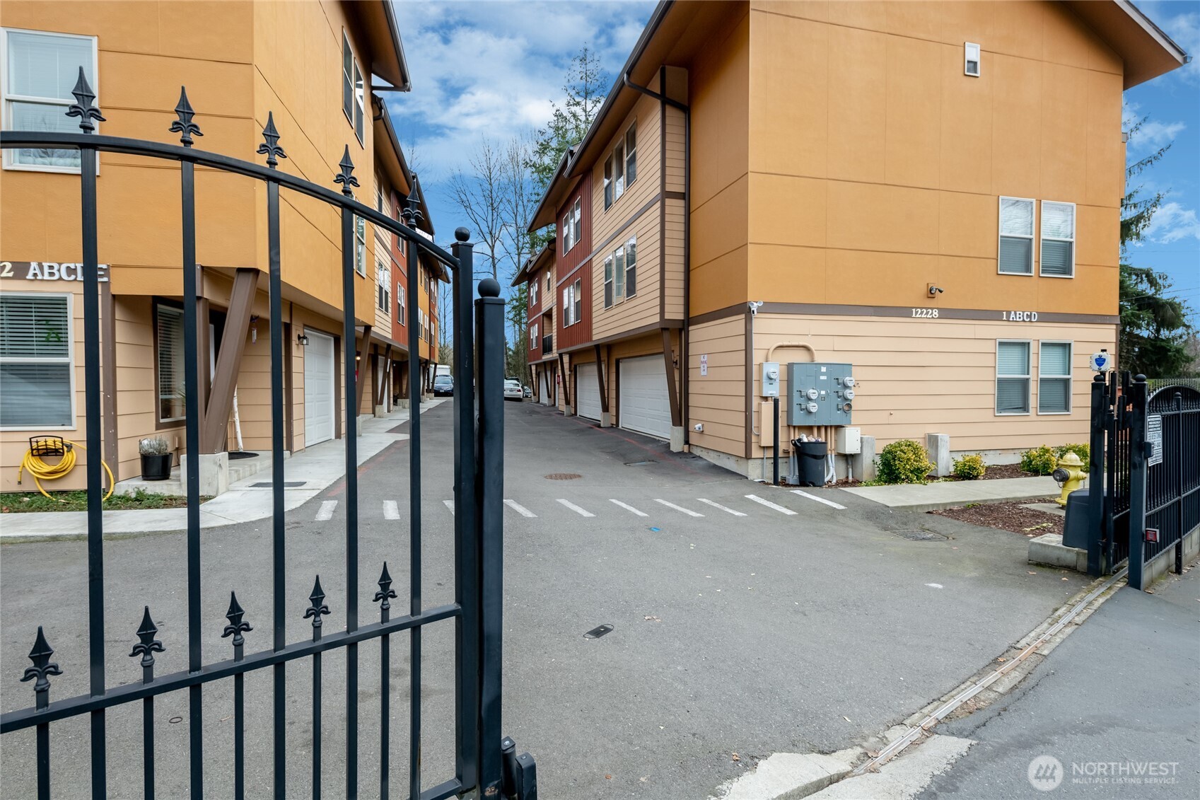 12228 Southeast Petrovitsky Road, Unit 2C Renton, WA 98058 - Photo 3 of 23 Gallery Image 3