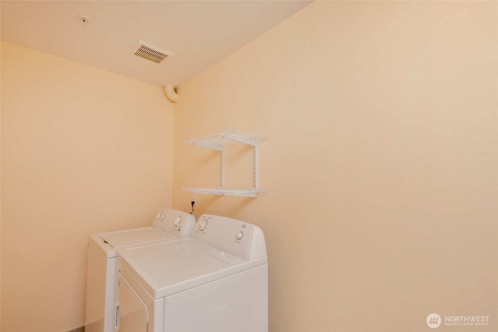 12228 Southeast Petrovitsky Road, Unit 2C Renton, WA 98058 - Photo 7 of 23 Gallery Image 7
