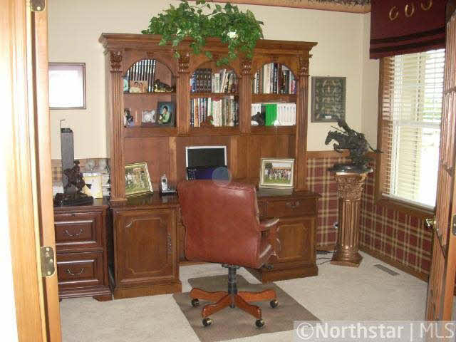 8962 Coffman Path Inver Grove Heights, MN 55076 - Photo 8 of 12 Gallery Image 8