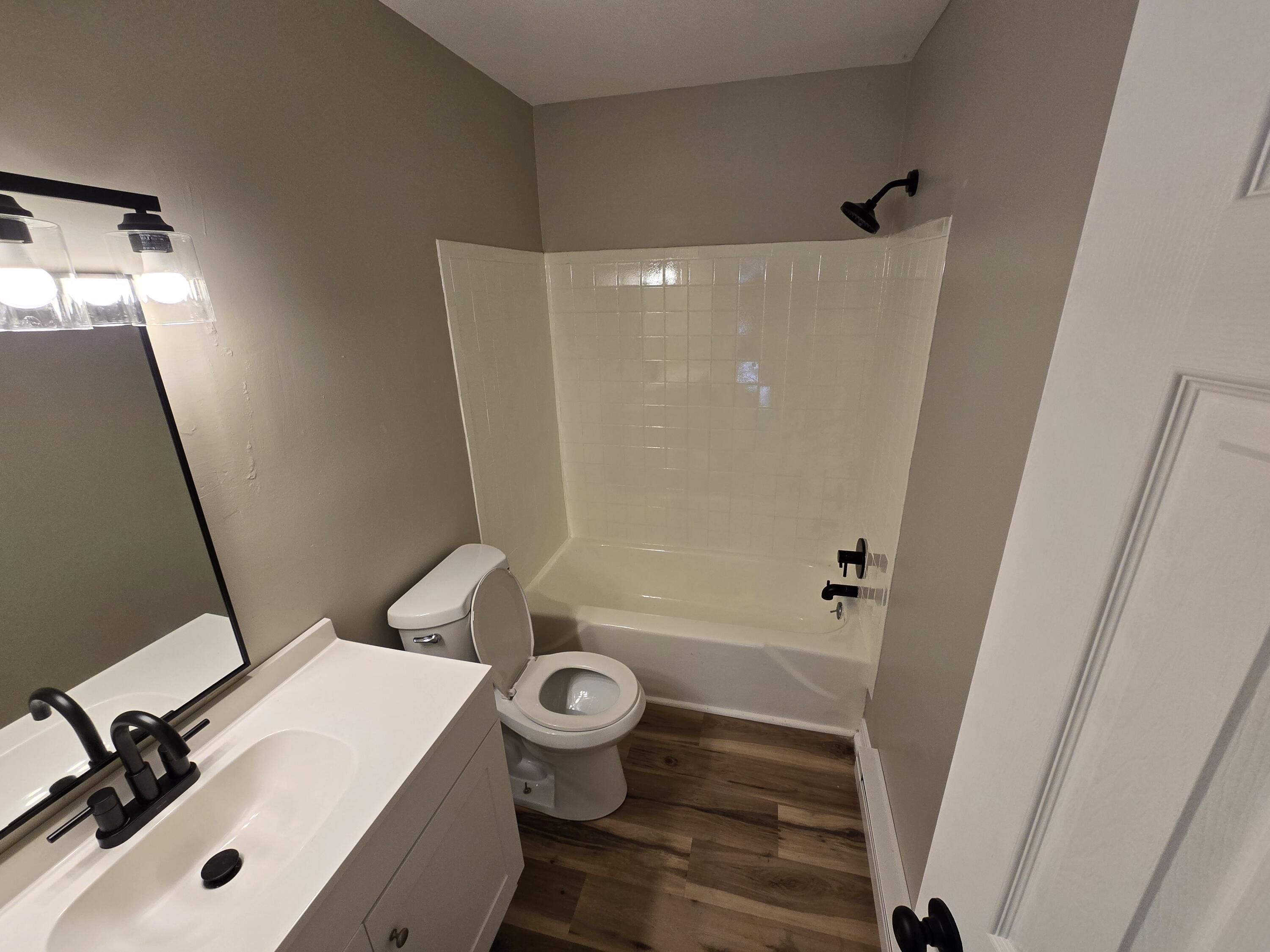 2626 Westover Avenue Southwest, Unit 2 Roanoke, VA 24015 - Photo 4 of 8 20251016_132523