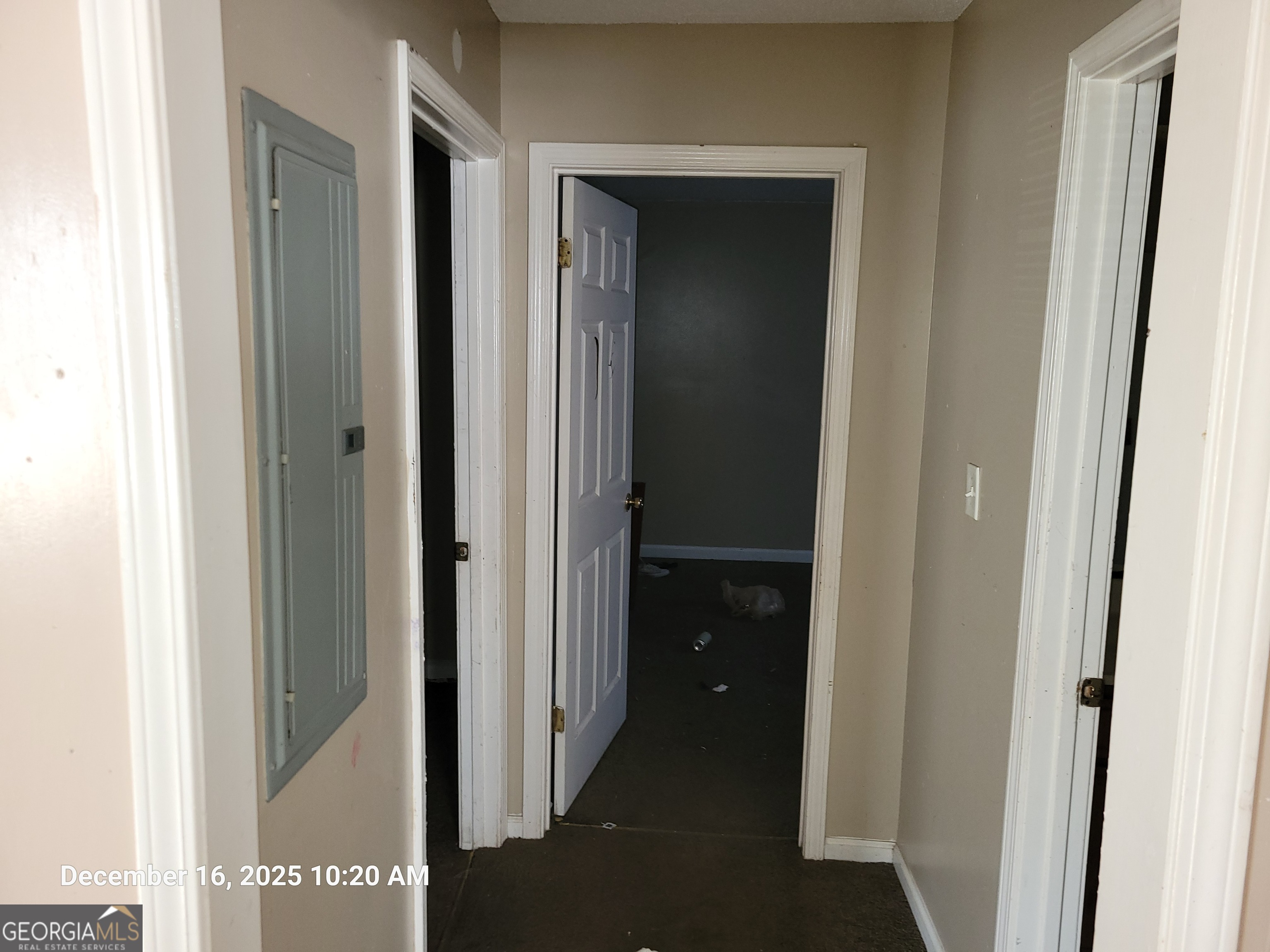 75 Short Street Macon, GA 31204 - Photo 7 of 23 a view of a hallway