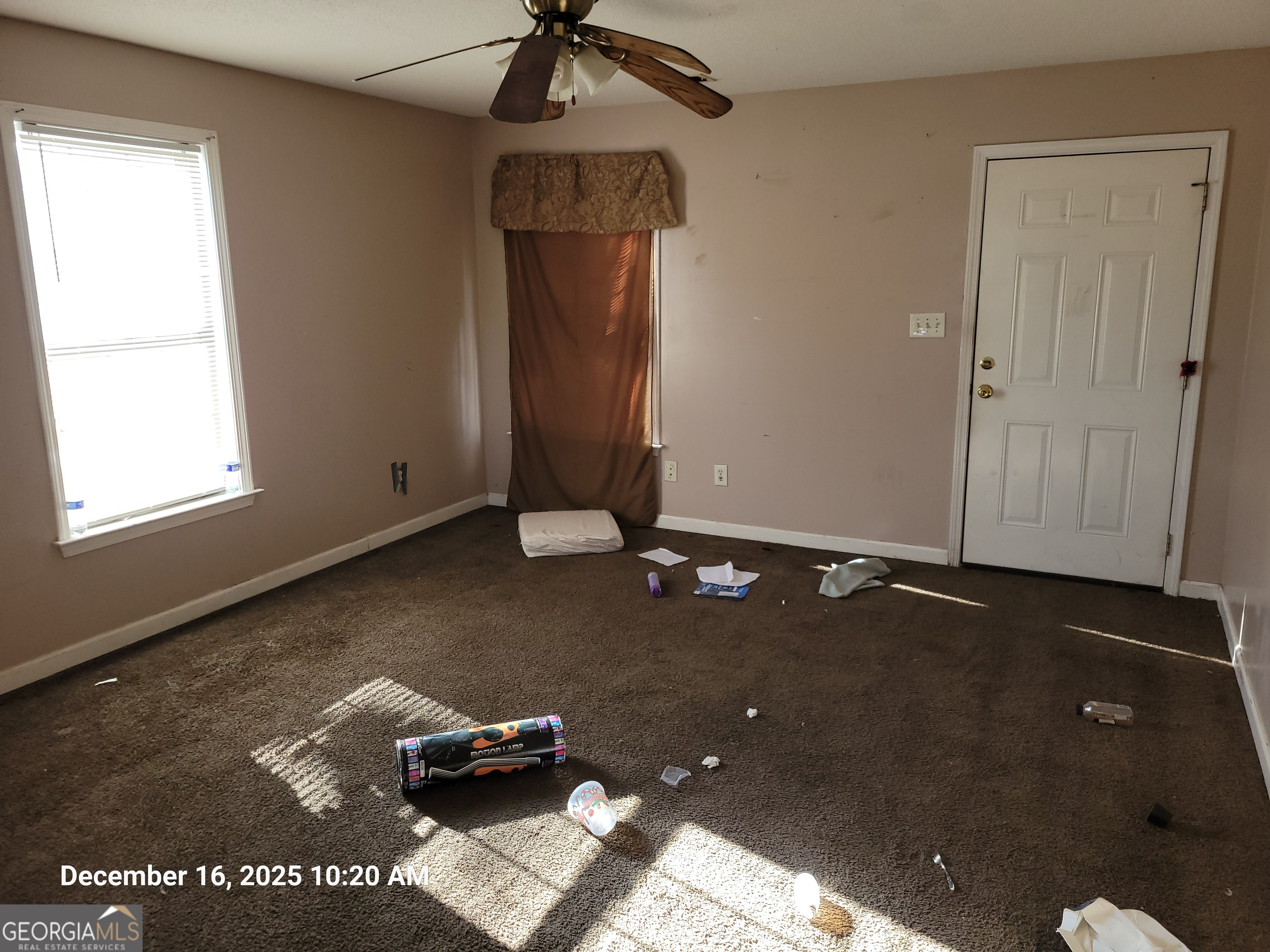 75 Short Street Macon, GA 31204 - Photo 9 of 23 a living room with a couch