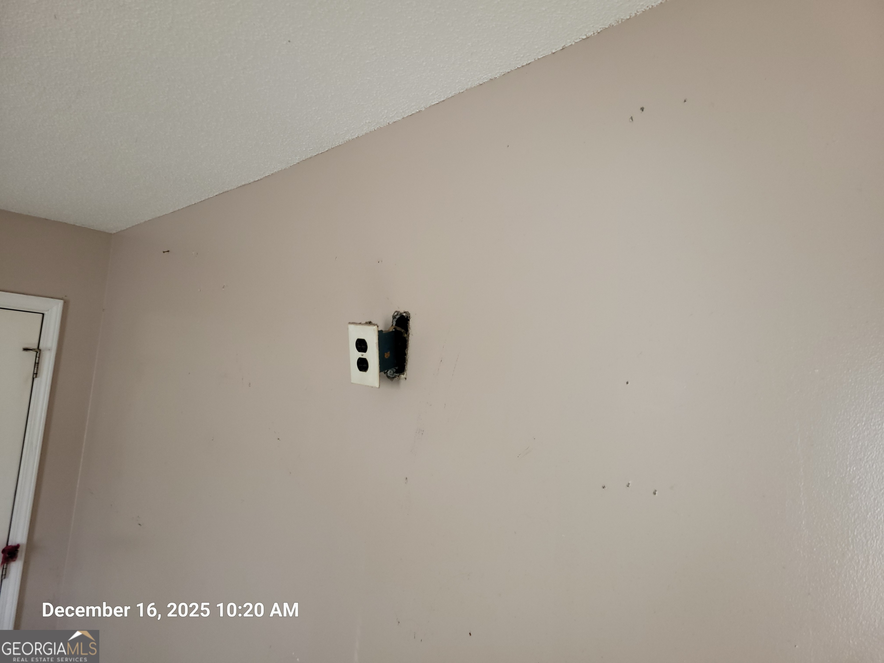 75 Short Street Macon, GA 31204 - Photo 10 of 23 a view of the door