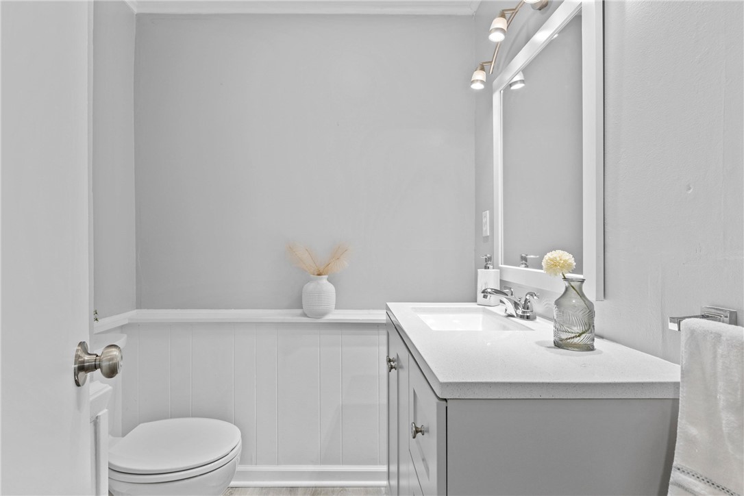 189 Lawson Road Greece, NY 14616 - Photo 17 of 31