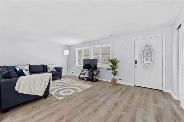 $2,100 | 189 Lawson Road, Greece, NY 14616