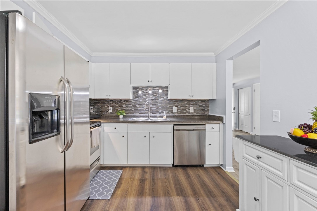 189 Lawson Road Greece, NY 14616 - Photo 9 of 31